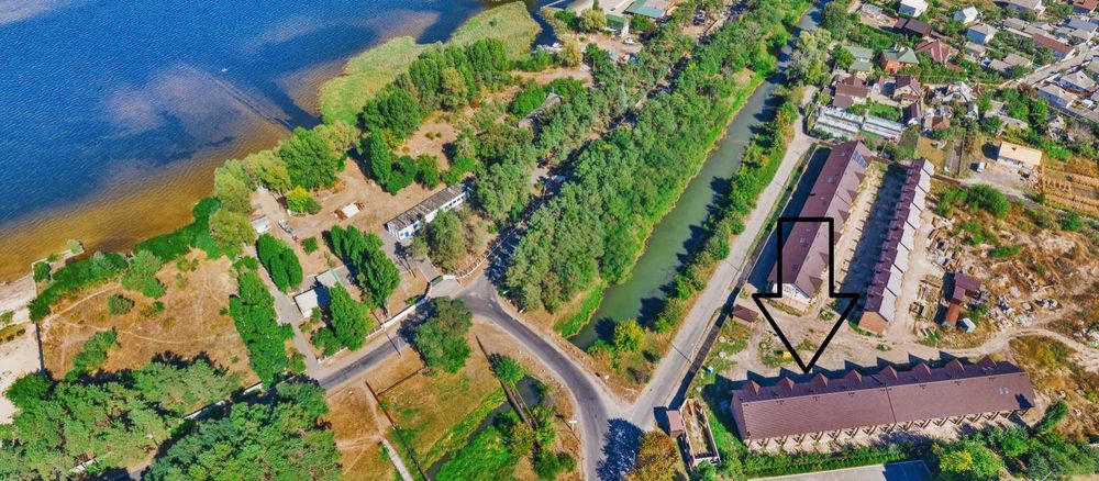 Квартира у новобудові із власним двориком та паркомісцем, РІВЕР ТАУН