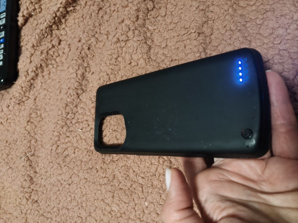 Павербанк в чохлі для oppo find x5 pro