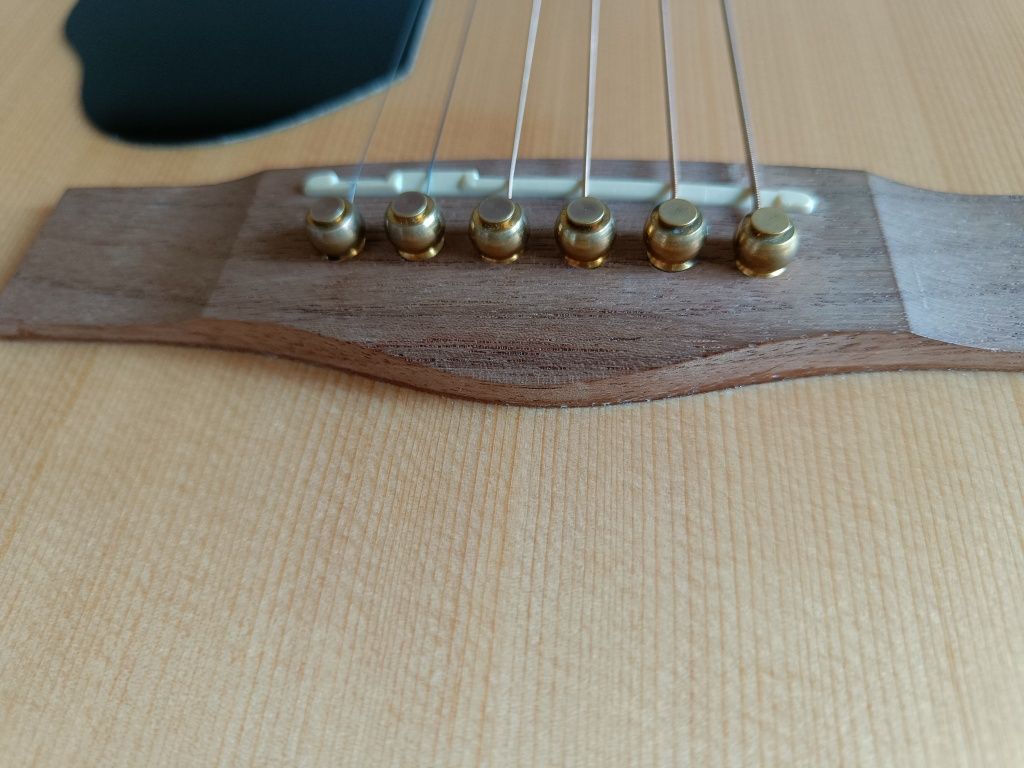 Gitara leworęczna elektro-akustyczna Fender