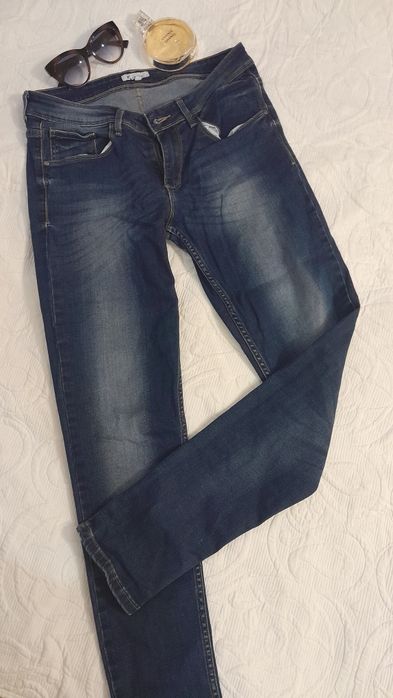 Джинси скіні р42 на дівчину, рубашка в подарунок