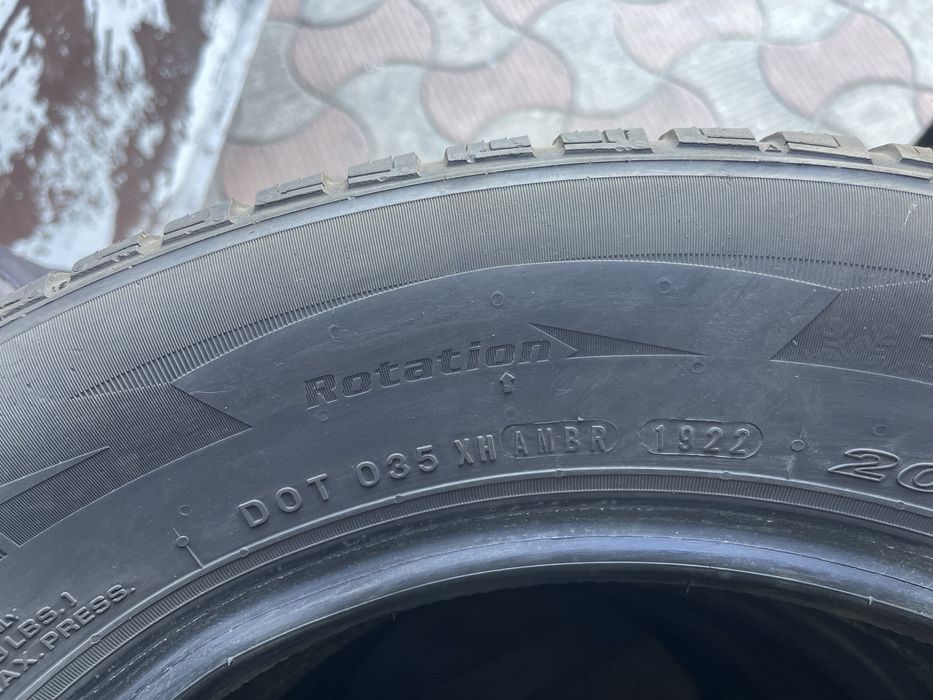 Шины 205/60 R16 Nexen б/у комплект зима U6