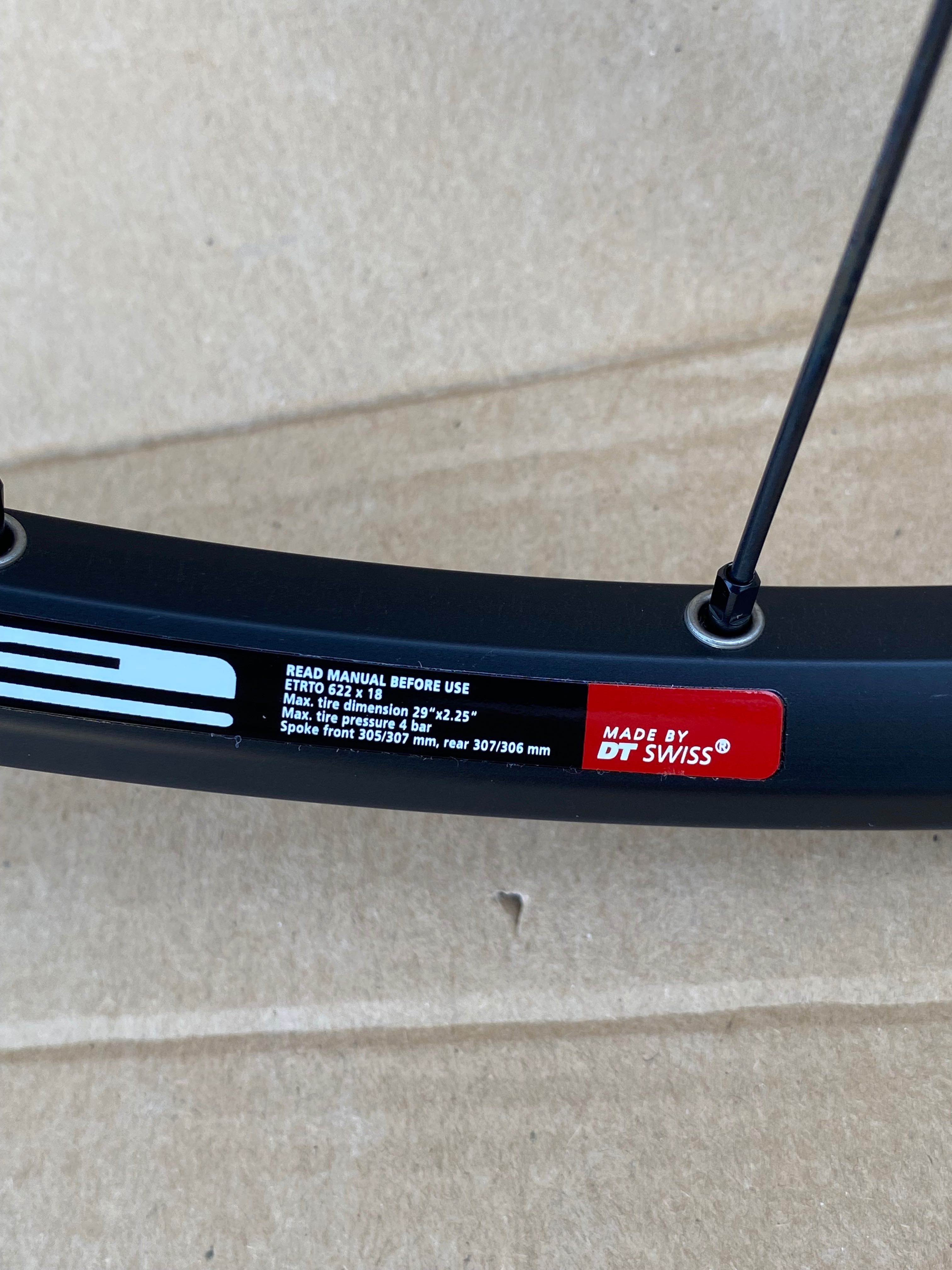 Koło przednie DT SWISS X1600 SPLINE 29'' [622x18] FV, nowe /013-031