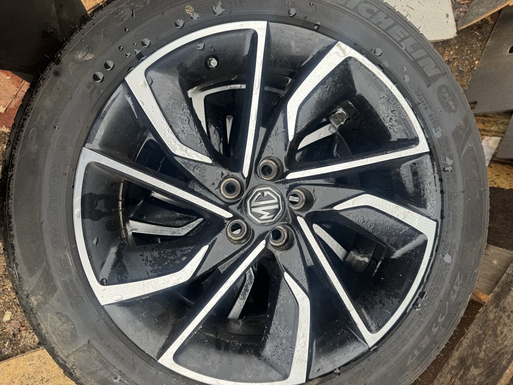 MG ZS felgi 17 cali z Oponami Ładne Org