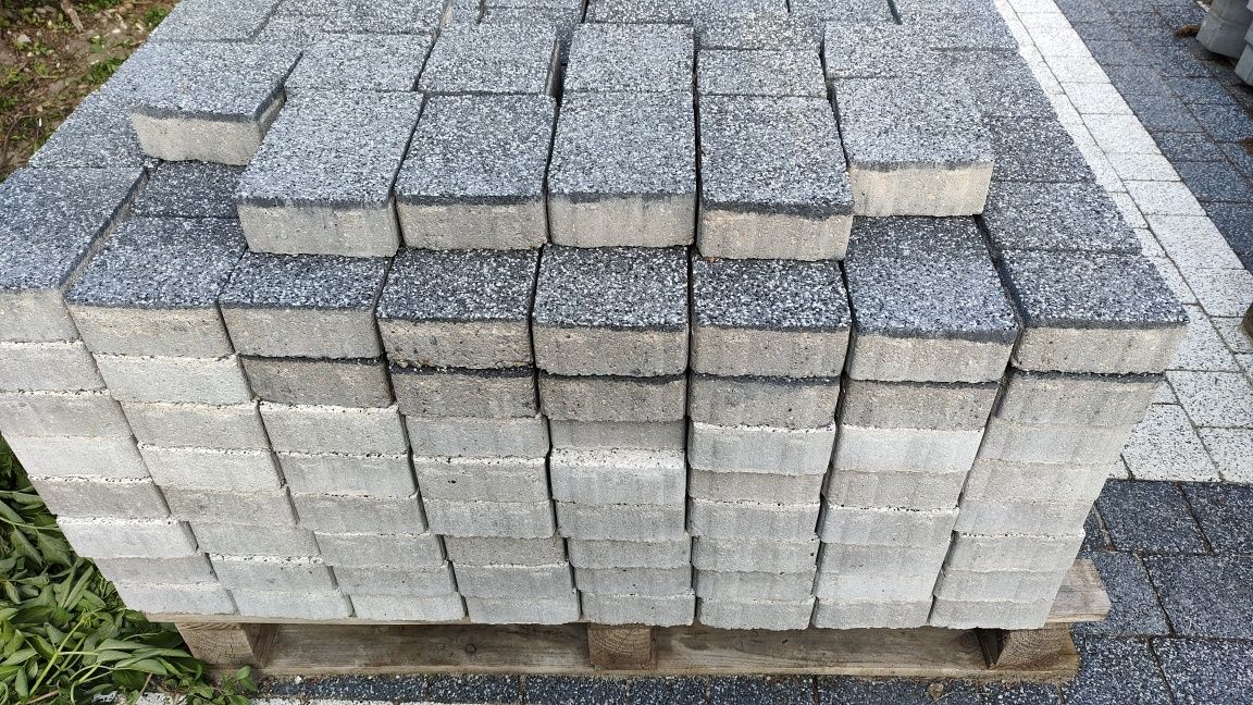 Kostka brukowa płukana Polbruk trento grafit szara 18m2 grubość 6cm