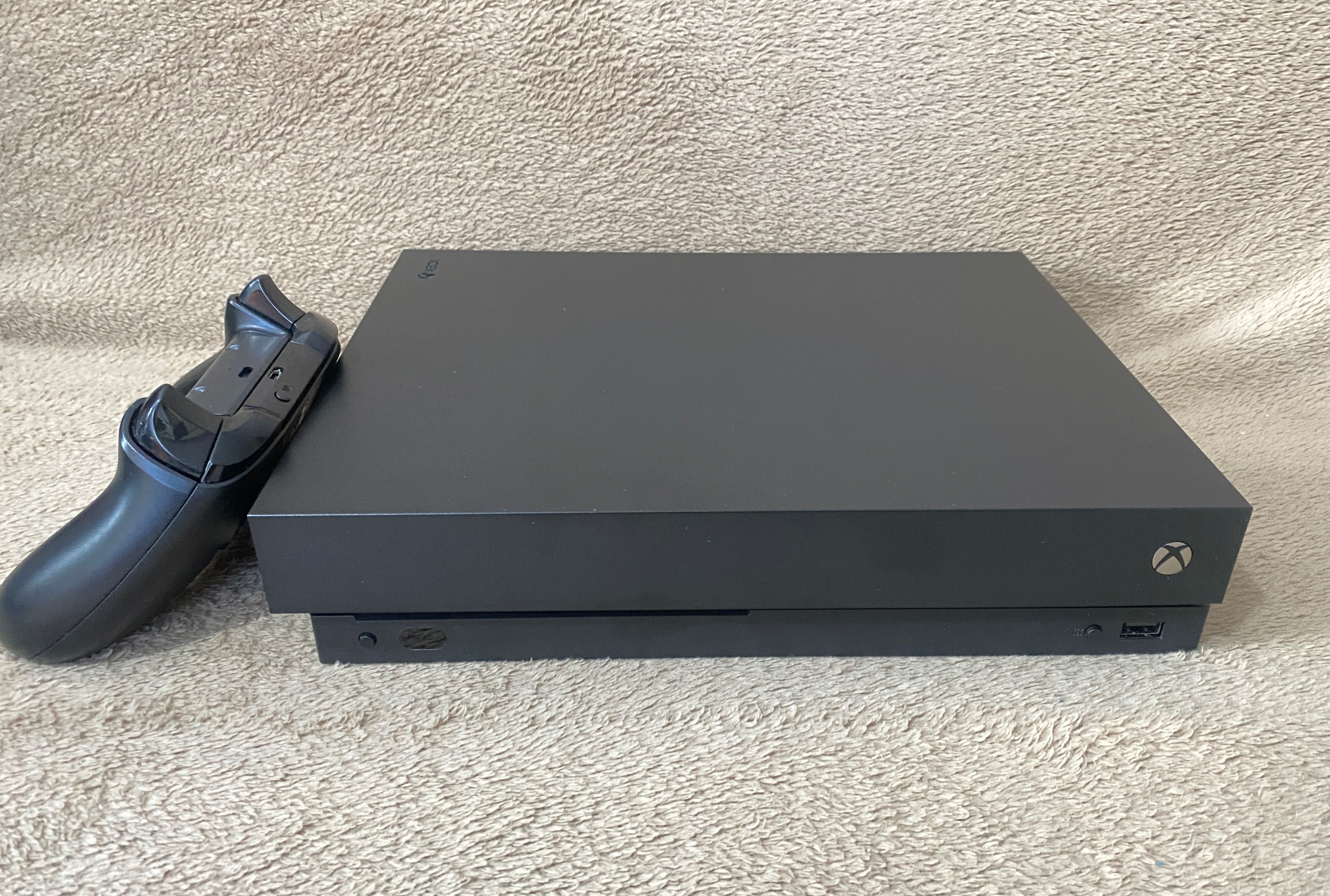 Xbox One X 1 terabyte