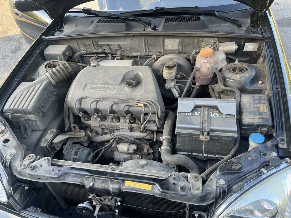 Daewoo Заз Сенс 1,3 сімейний автомобіль