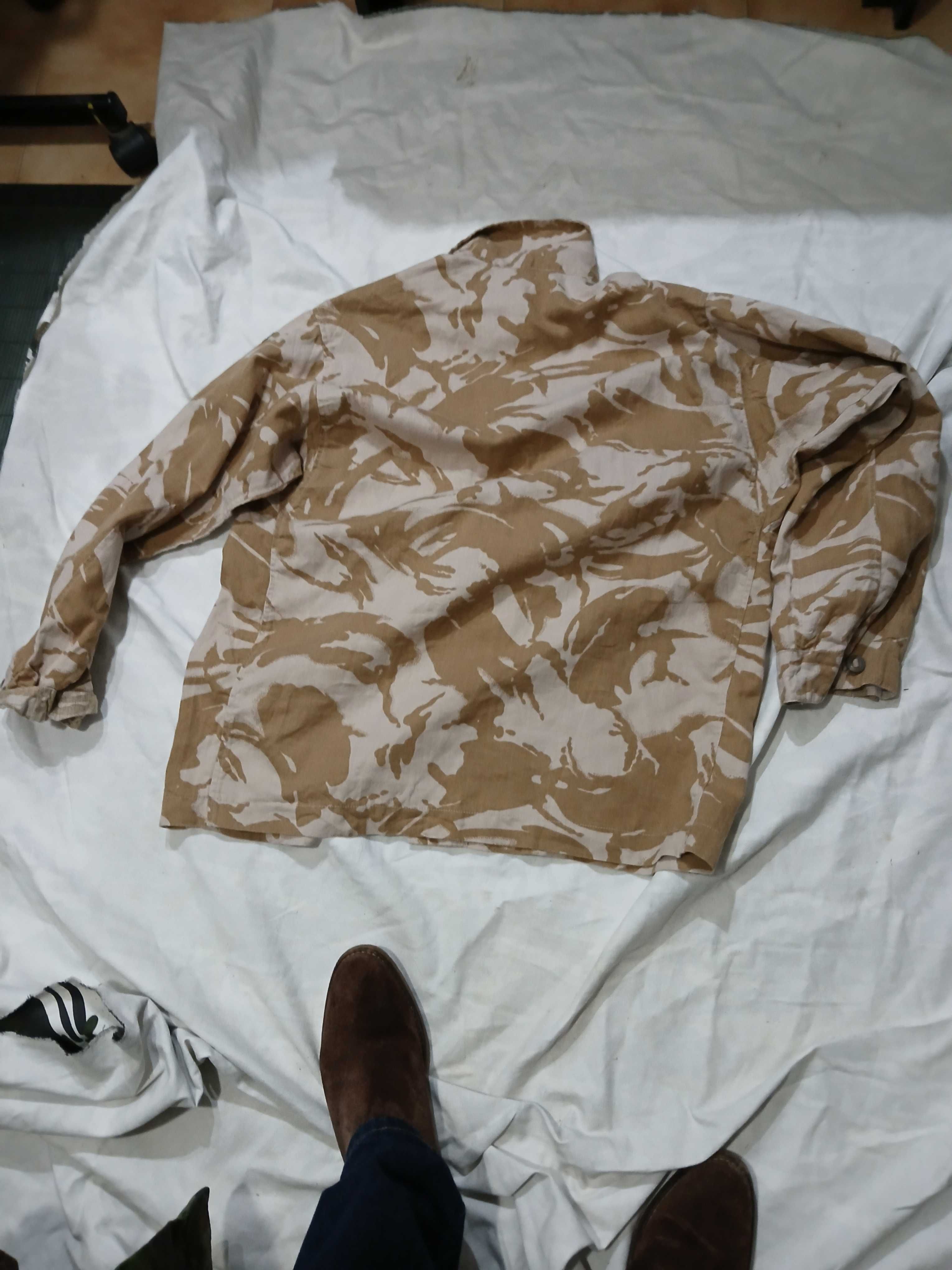 MILITAR-camisas camufladas como novas +bornal camuflado