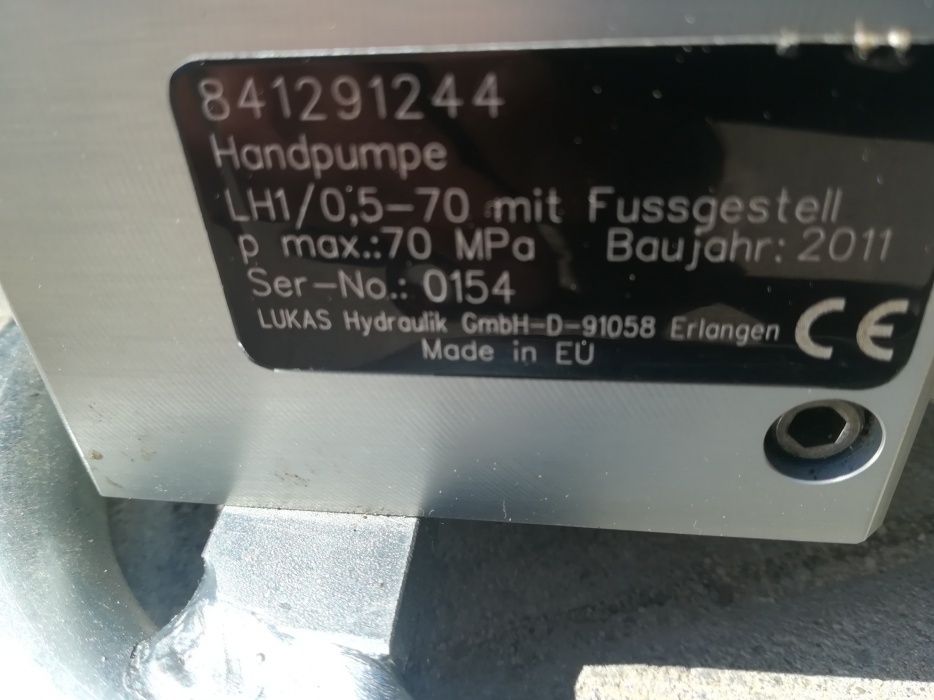 Pompa ręczna hydrauliczna Lukas 700bar, jak nowa
