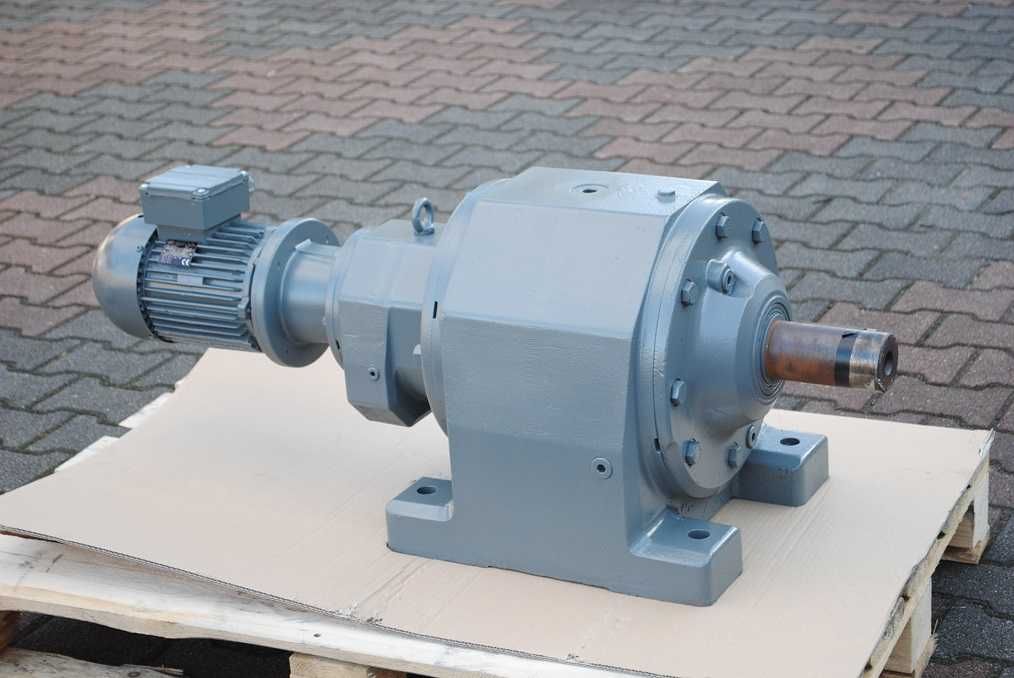 Motoreduktor 1.5kw. 3,5obr./min