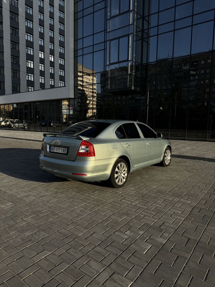 Skoda Octavia Elegance 2010 1.6TDI Stage1
