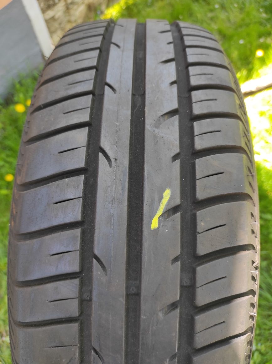 Шины лето 185/60R14.