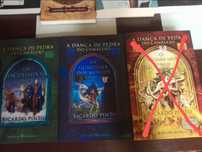 A dança de pedra do camaleão de Ricardo Pinto livros 1,2 e 3