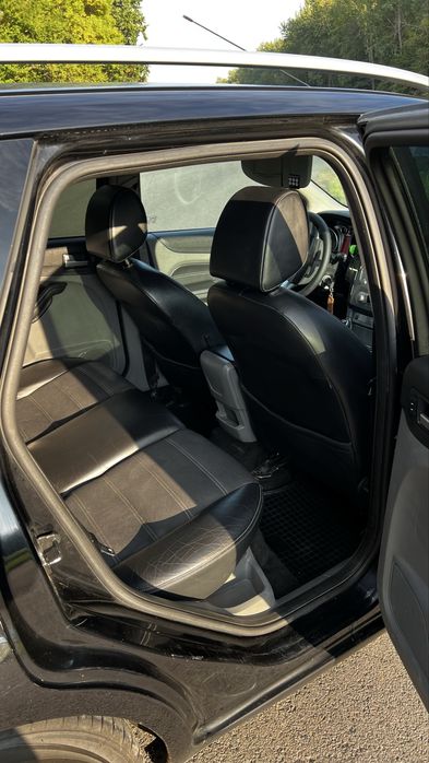 Ford Focus …………..