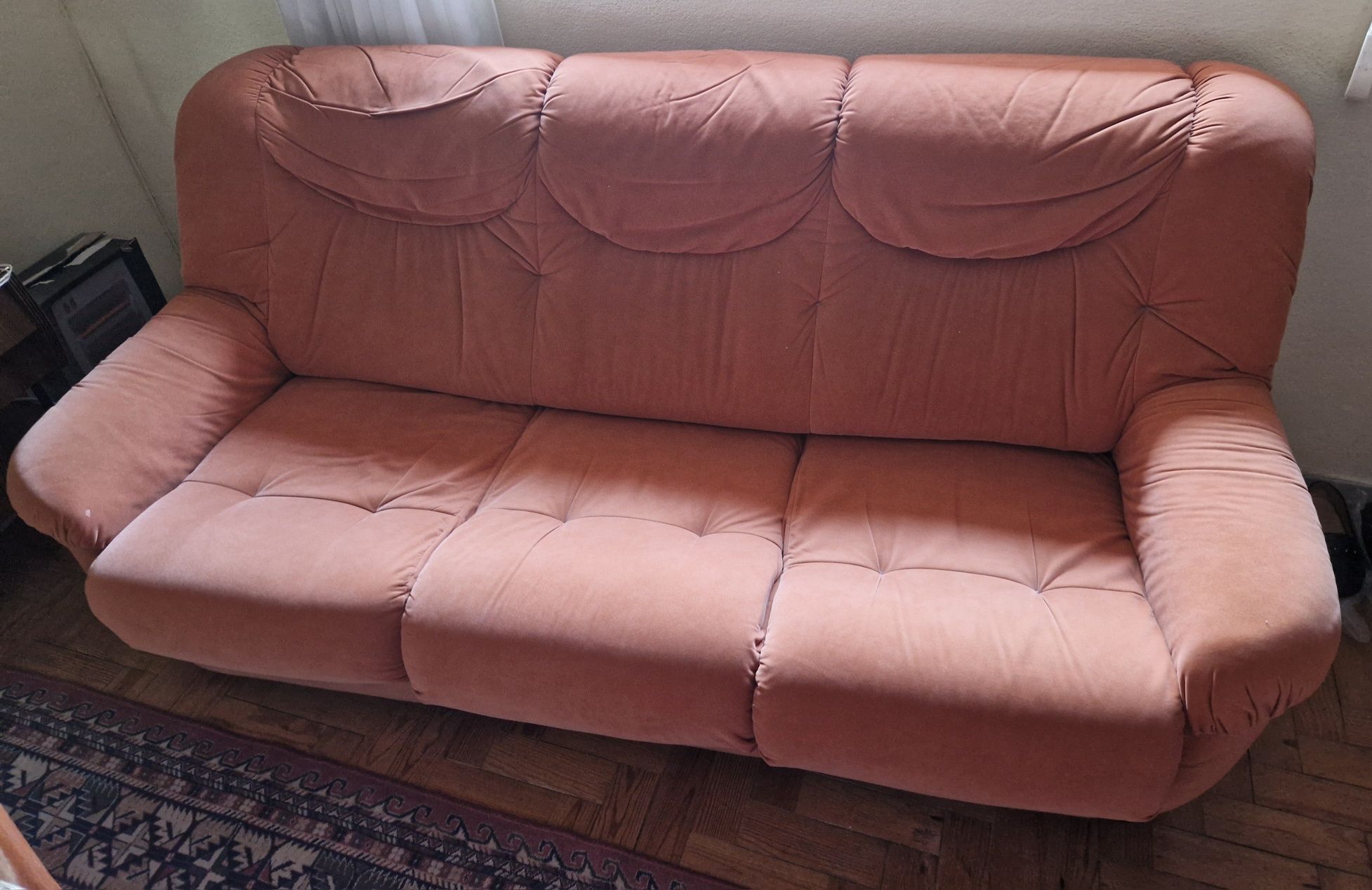 Novo preço - Sofa-cama de 3 lugares - em óptimo estado