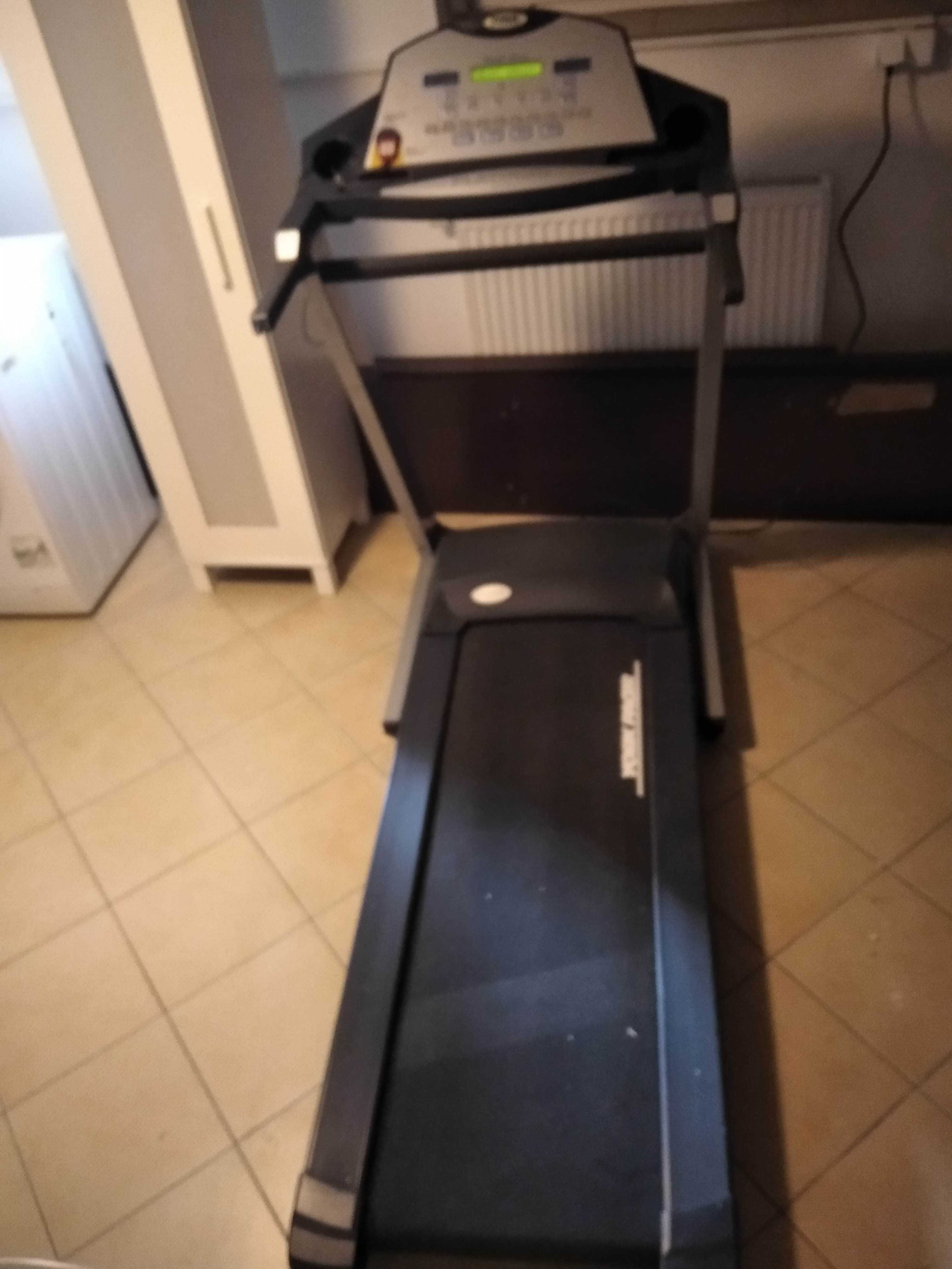 Bieżnia elektryczna YORK fitness pacer 480 HRC platinium ed. - używana