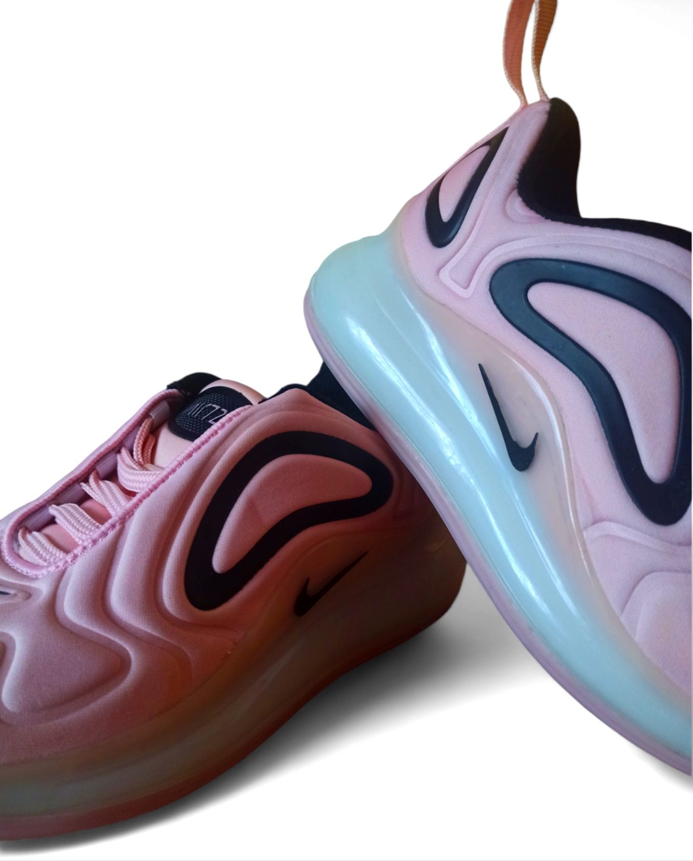 Жіночі кросівки Nike Air Max720 Pink