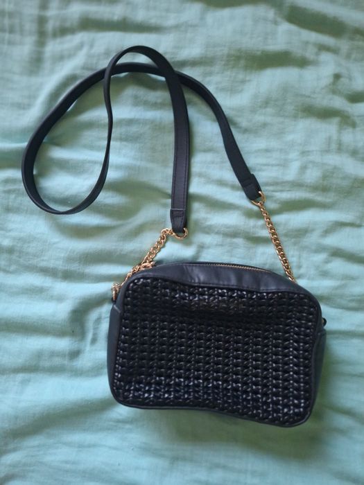 Mała czarna torebka.H&M.
