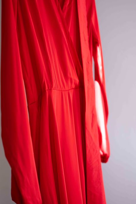 Продам платье шелковое