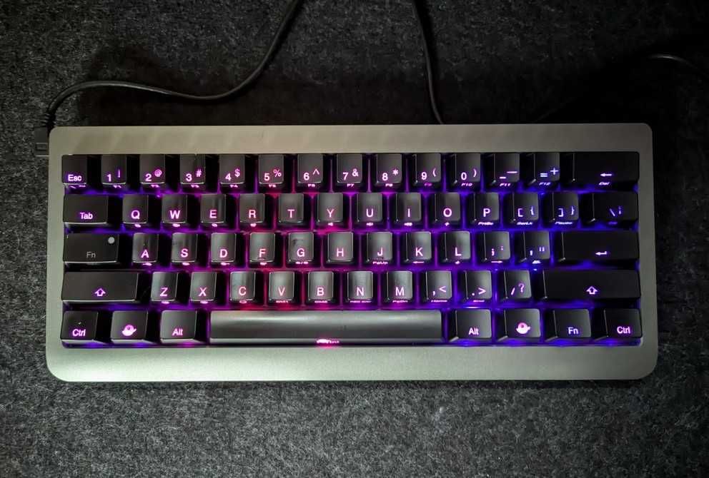 Klawiatura mechaniczna Ducky Mini - 61 klawisze - Cherry Mx Red