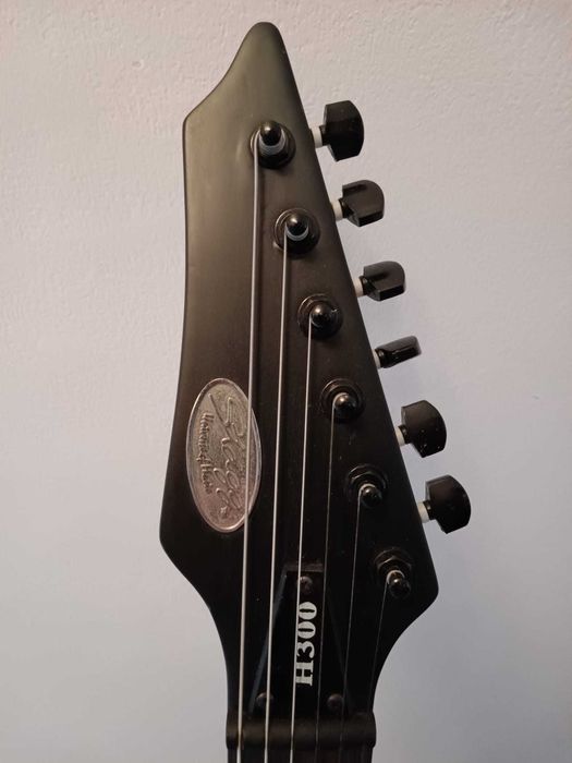 Guitarra Eléctrica Stagg H300 Black Goth