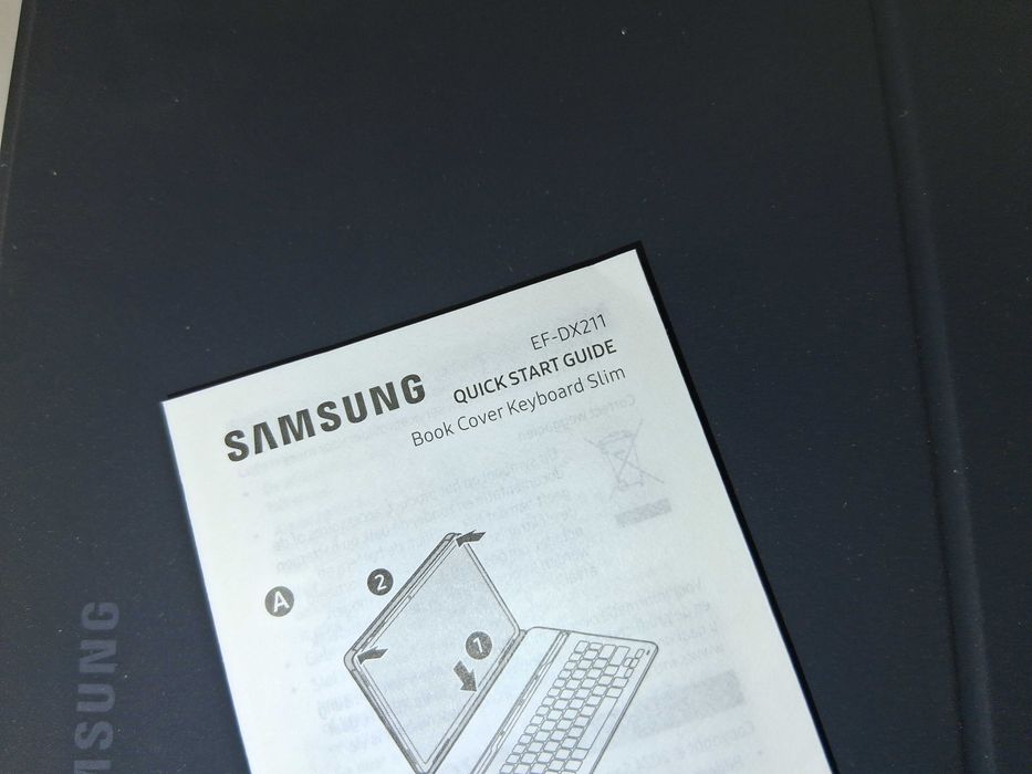 L191 Samsung Book Cover Keyboard Slim EF-DX211 10,5'' Etui Klawiatura
