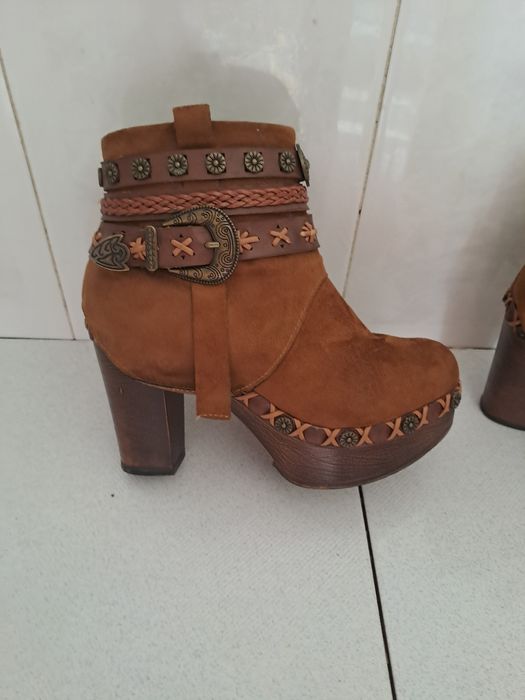 Bota castanha n.36