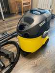 Миючий пилосос Karcher 5.100 (Керхер) працював загально до 5 годин.