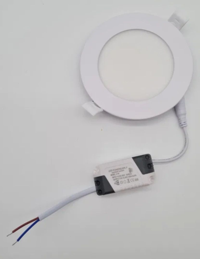 Oprawa płaska sufitowa wpuszczana oczko lampa LED 6W 3000K panel 10 sz
