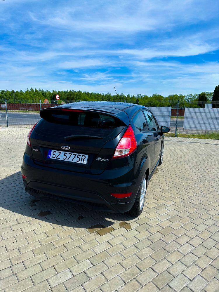 Ford Fiesta mk7 ST-line LED skóra nowy rozrząd i turbo