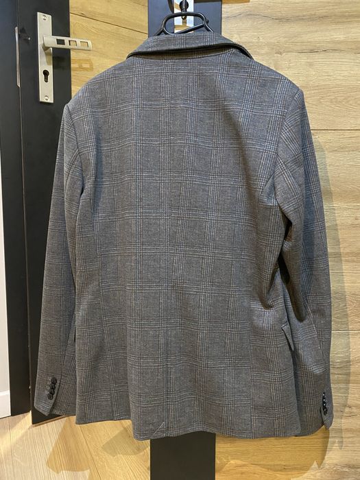 Sprzedam dwa garnitury