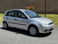 Ford Fiesta 1.2 16v 75cv – 2004 | AC