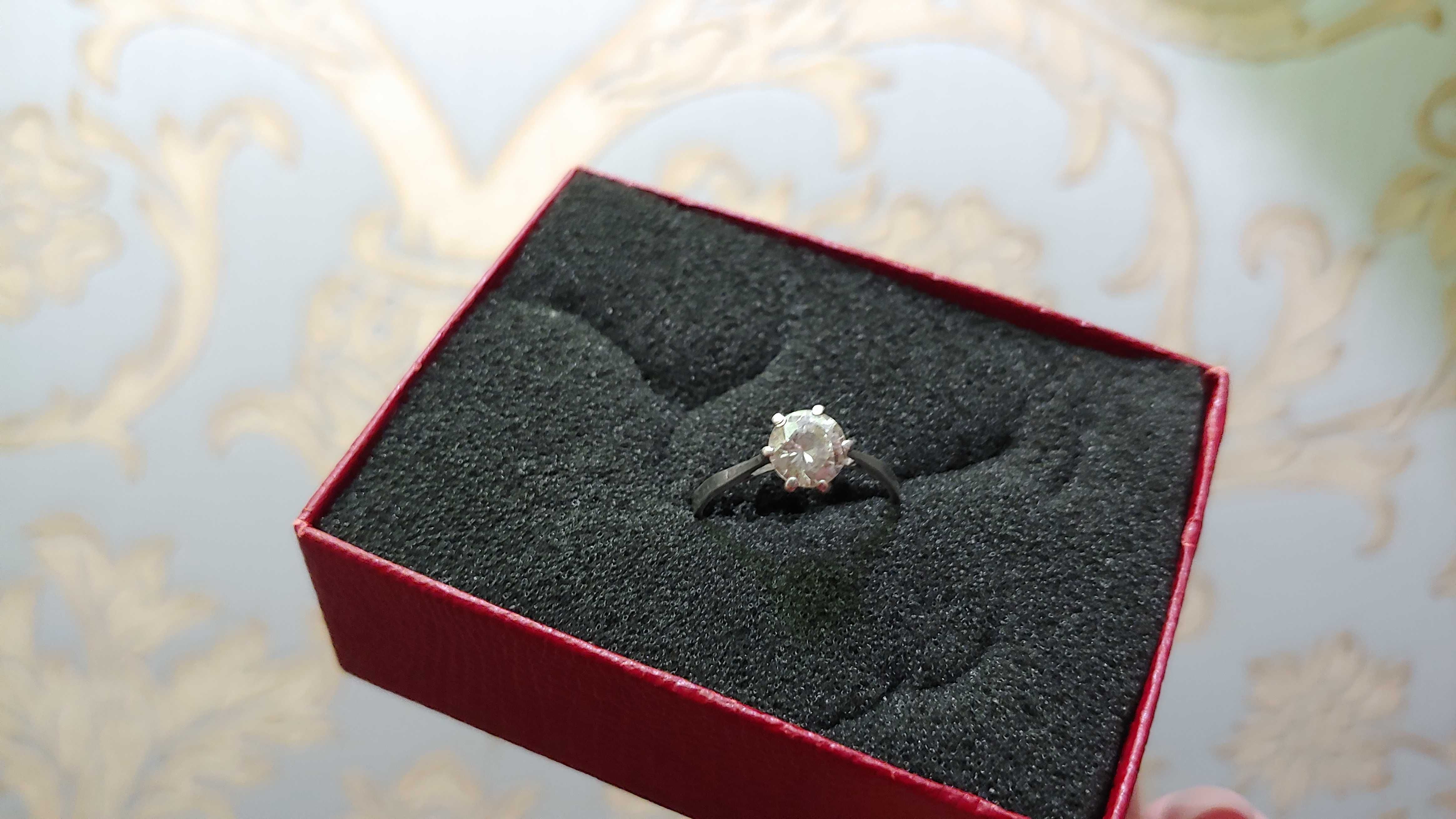 Серебряное кольцо с камнем, серебро, кольцо с камнем