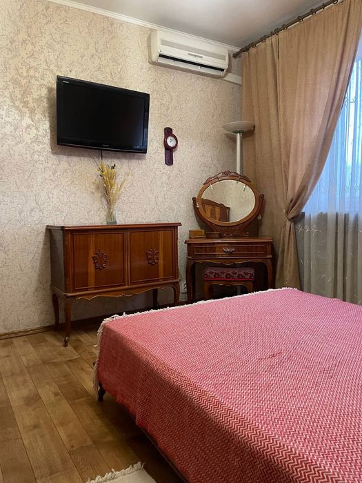 Сдам 3 комнатную квартиру,Садовый проезд.Метро Дворец спорта.