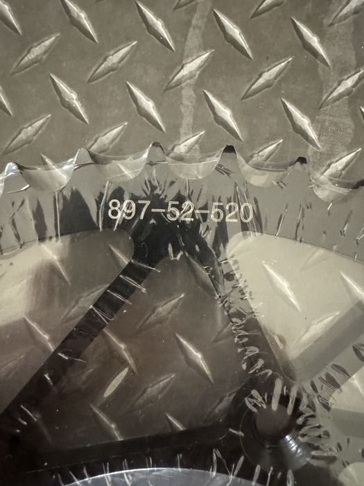 Зірка на мотоцикл на 52 зуба OTOM