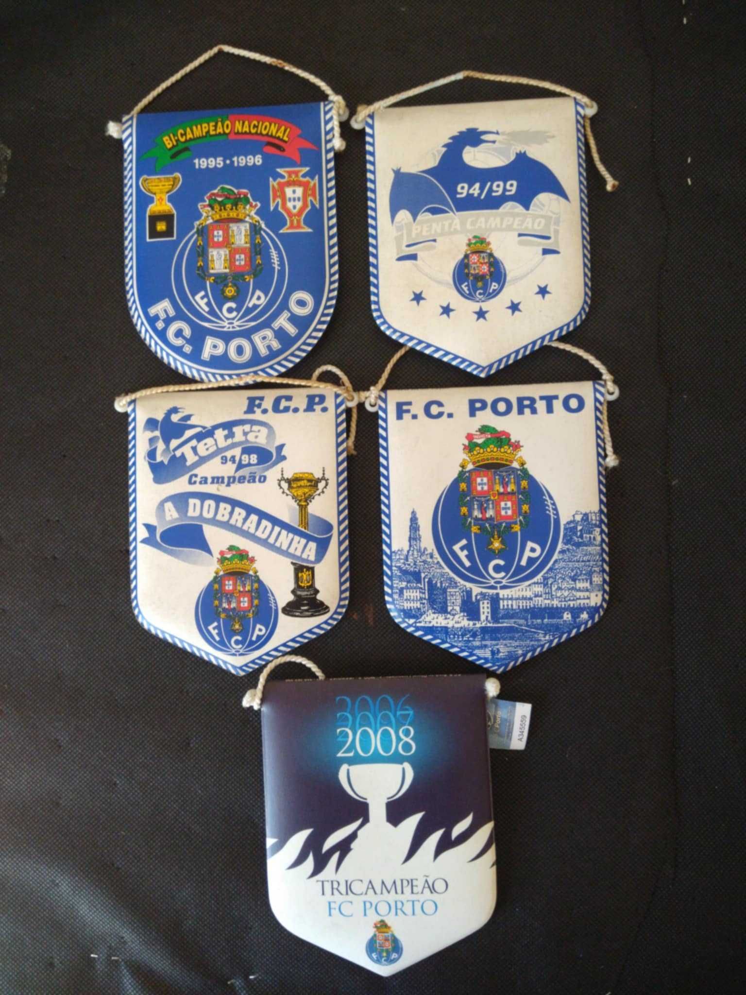 Galhardetes Antigos do FC Porto Campeão.