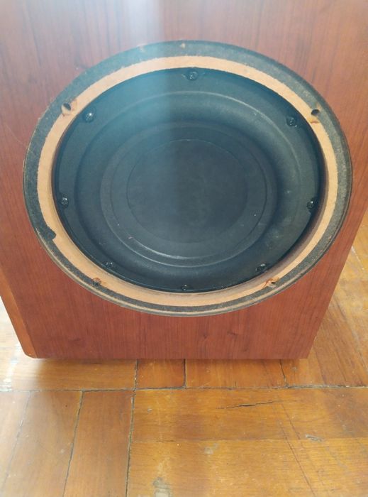 Колонка сабвуфер Genius