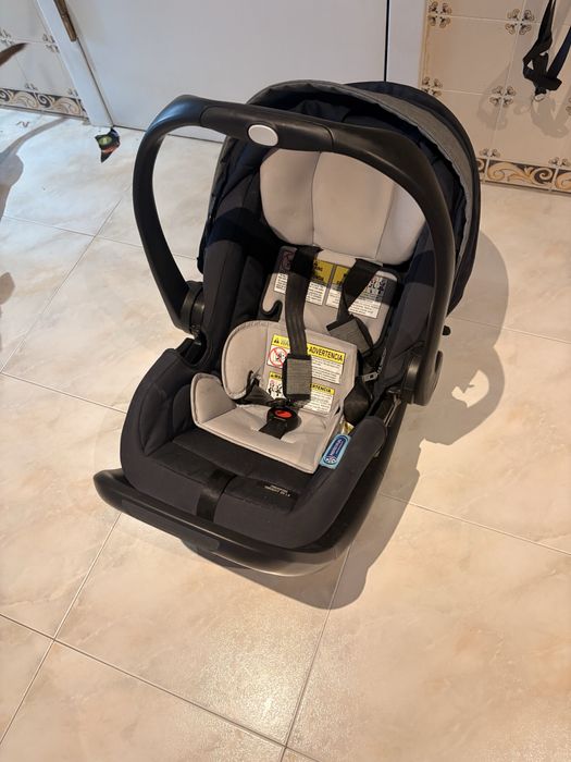 Ovo com base isofix