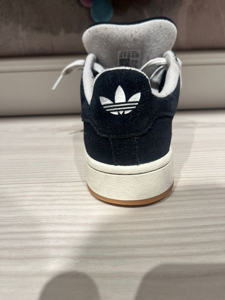 Buty oryginalne adidas Campus r. 40 2/3