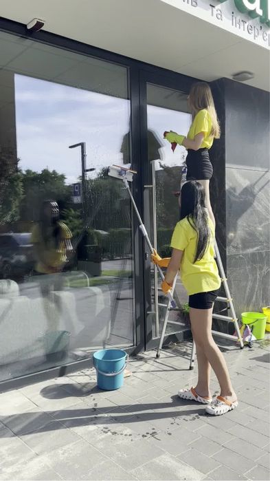 Клінінгова компанія EcoCleaning! Професійне прибирання. Ужгорд