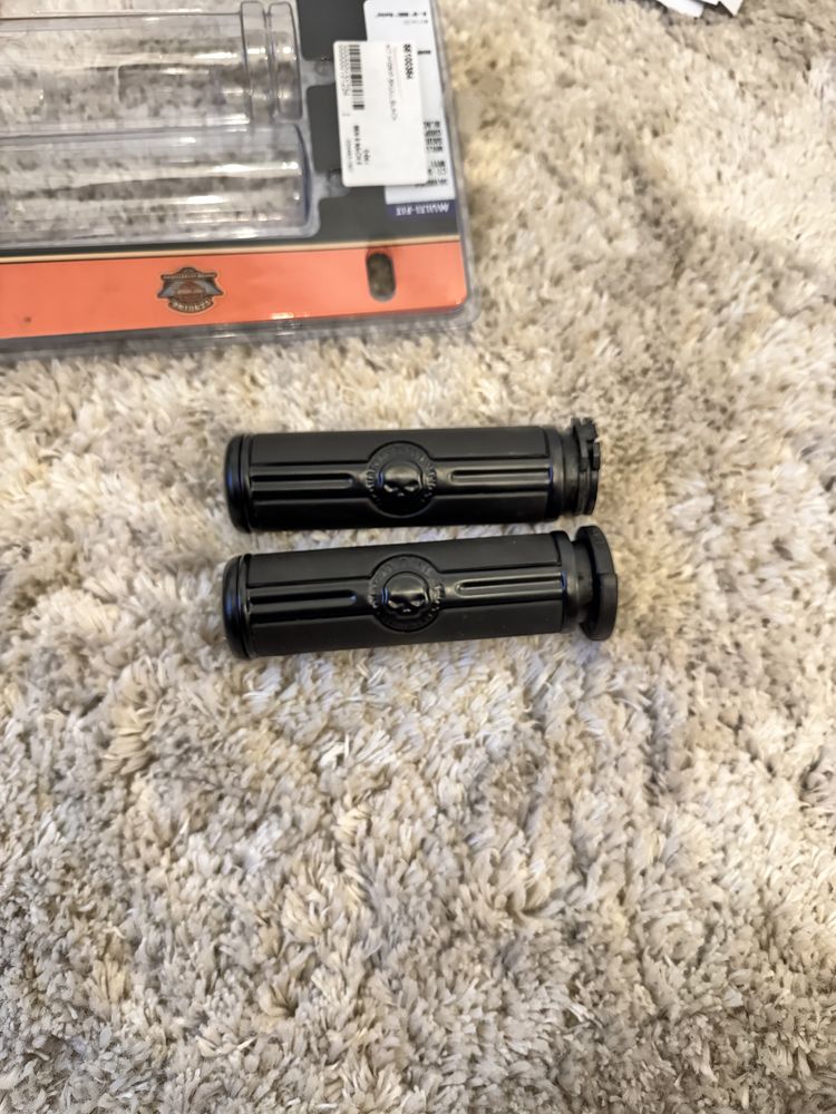 Punhos Willie G Skull para harley davidson
