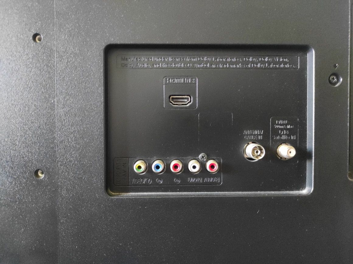 Телевізор LG 32LJ500V