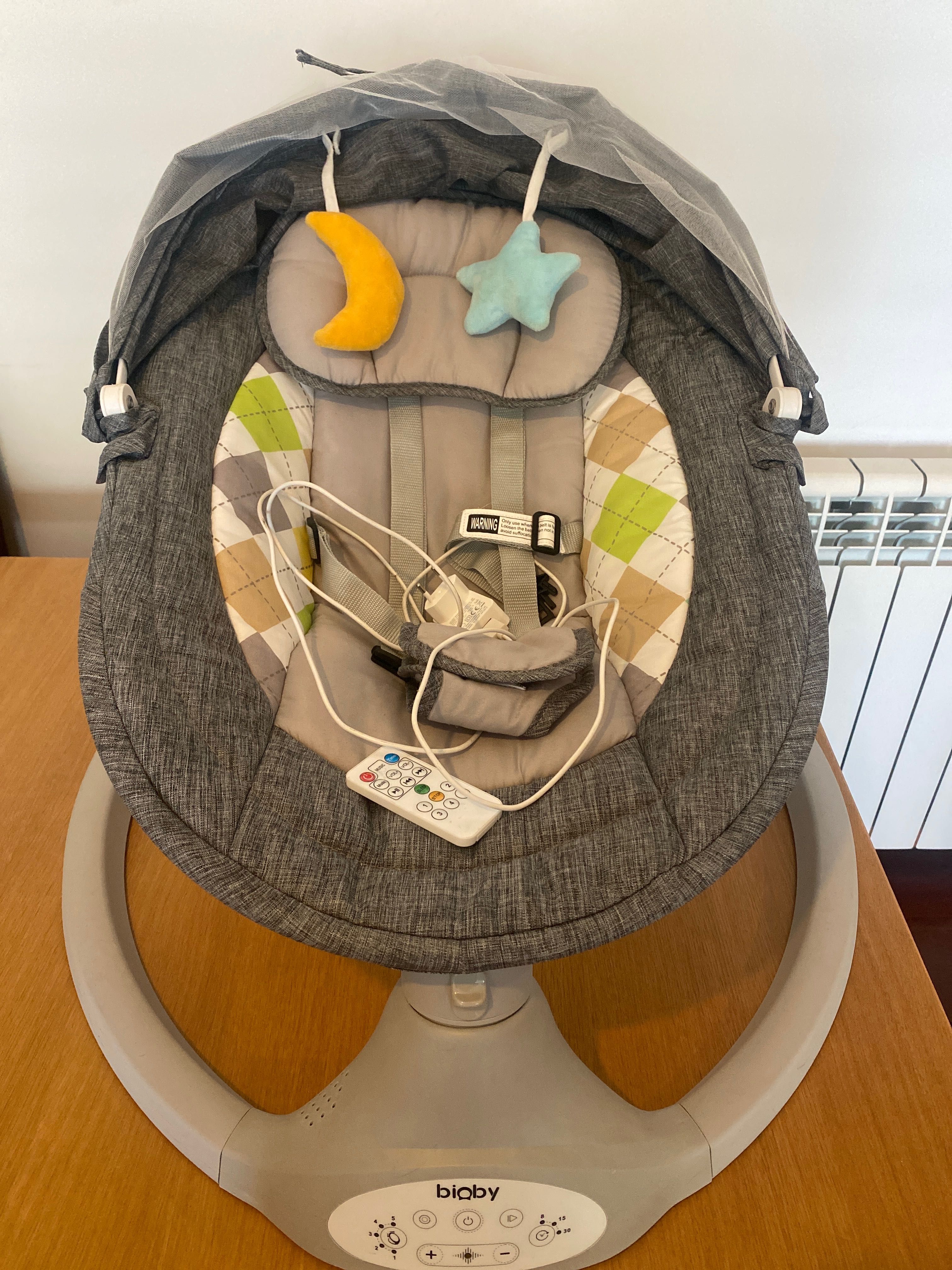 Cadeira de baloiço elétrica Bioby para bebé