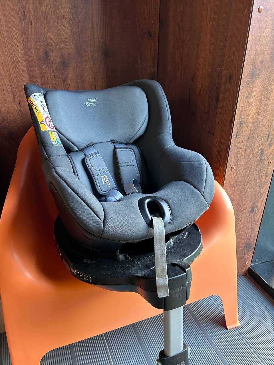 Britax Romer Dualfix M i-Size