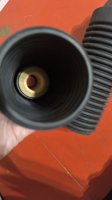 Пыльник +отбойник амортизатора переднего Nissan Juke/Leaf/Pulsar 10- R