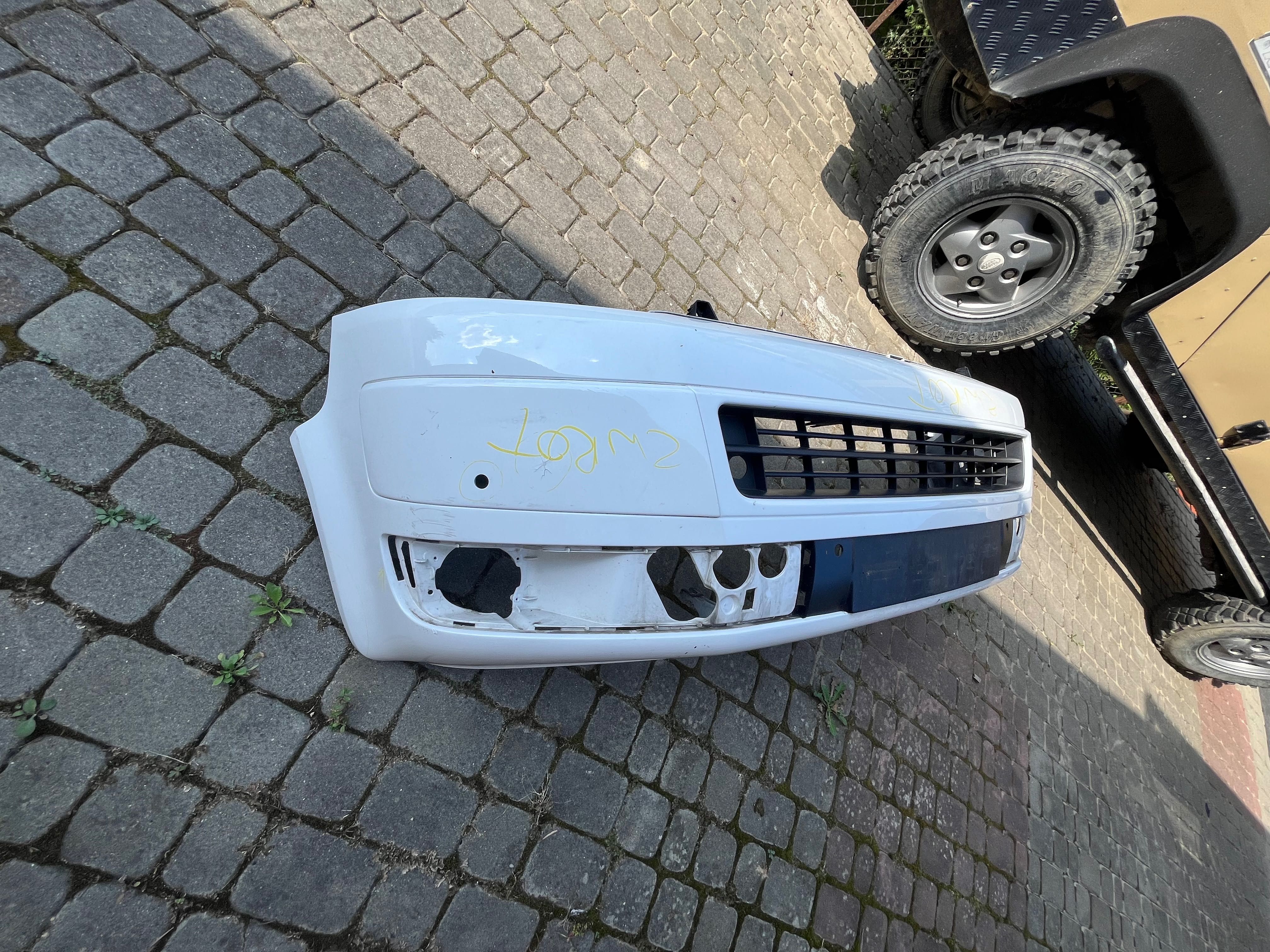 Zderzak przedni VW T5.1 Multivan edition poliftingowy