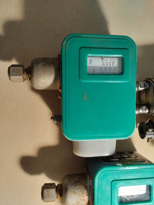 Датчик-реле давления Д210-1-