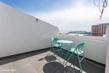 Duplex com terraço | Vista de rio e serra