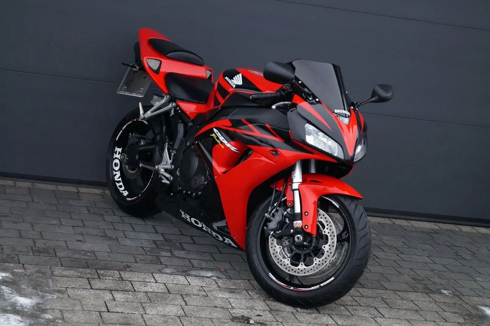 Honda CBR 1000RR SC57 Fireblade* Lifting * Oryginalny stan * Po 54-latce * Niemc