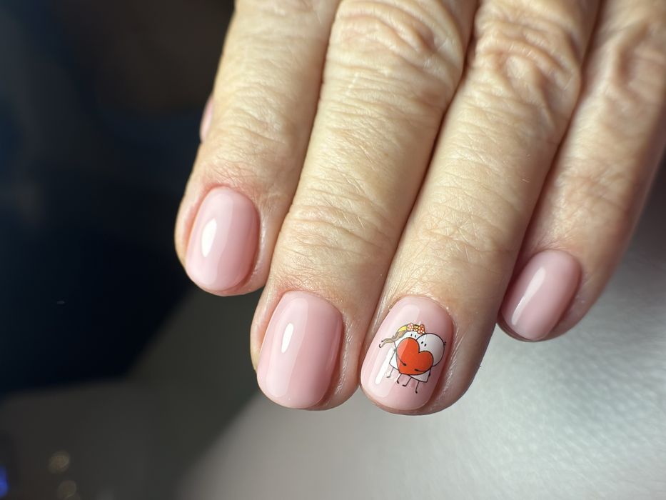 Paznokcie/Pedicure/Brwi REDA