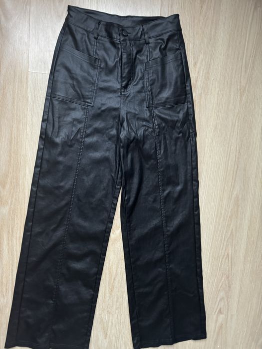 Штани кльош екошкіра